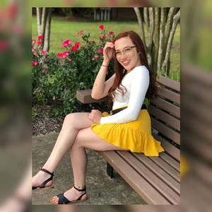 Meet your Posher, Reyna